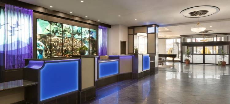 Travelodge by Wyndham Hotel & Convention Centre Quebec City图片