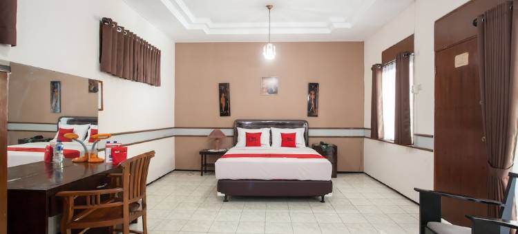红多兹酒店-靠近巴莱库塔玛琅(RedDoorz Near Balai Kota Malang)图片