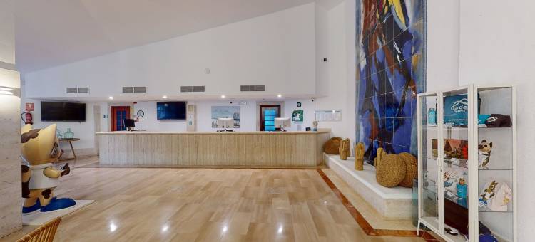 米兰达花园公寓式酒店(Aparthotel Marinda Garden)图片