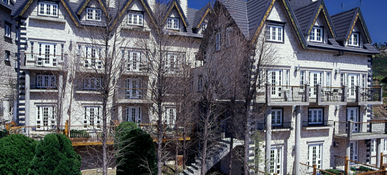 南投清境霞飞音乐城堡图片