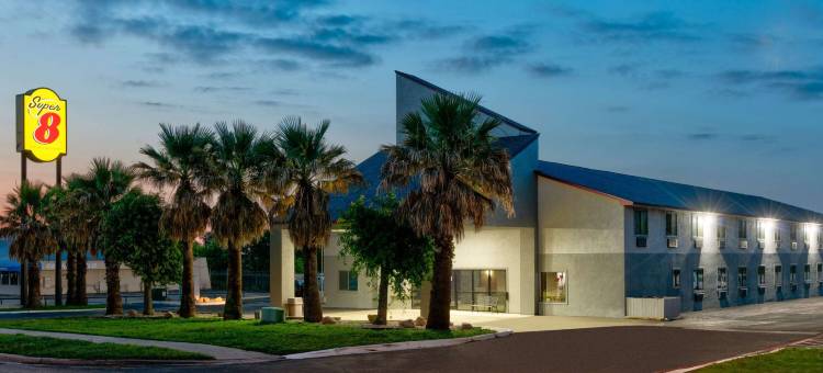 温德姆速8-纽布朗费尔斯I-35(Super 8 by Wyndham New Braunfels I-35)图片