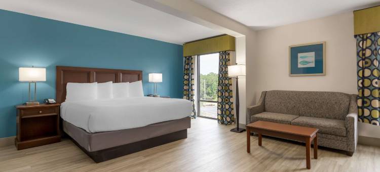默特尔比奇贝斯特韦斯特优质酒店(Best Western Plus Myrtle Beach @ Intracoastal)图片
