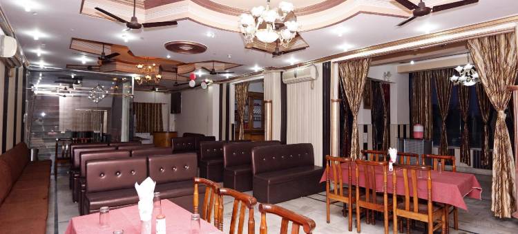 OYO 5851 米菲尔酒店(Hotel O Mehfil Hotel)图片