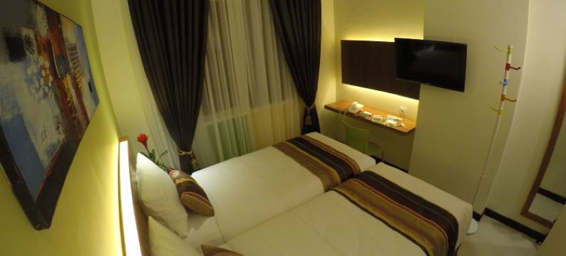 比兹大道酒店(Biz Boulevard Hotel)图片