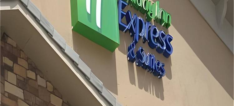 特哈查比智选假日酒店(Holiday Inn Express & Suites Tehachapi Hwy 58/Mill ST.)图片