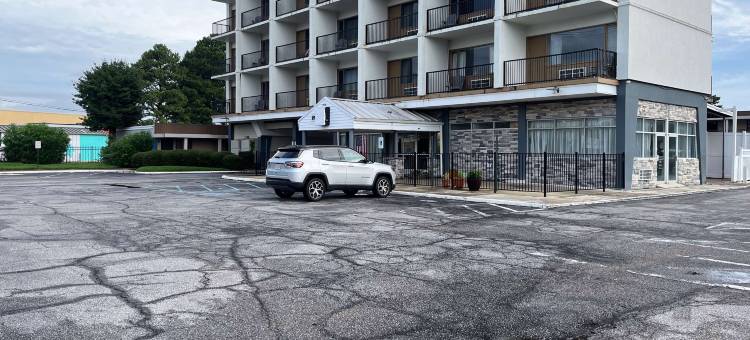 弗吉尼亚州诺福克东小溪Motel 6(Motel 6 Norfolk, VA East Little Creek)图片