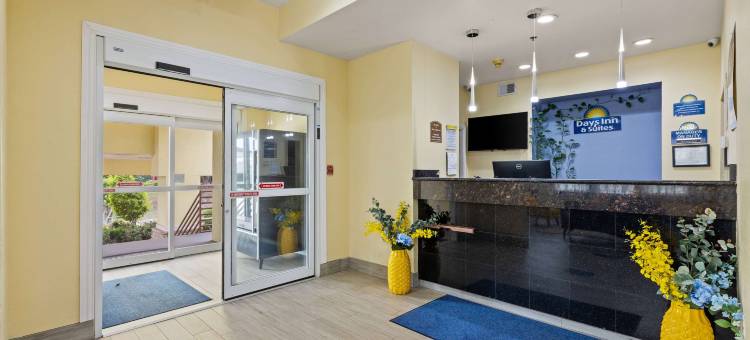 达拉斯沃斯堡机场南戴斯套房酒店(Days Inn & Suites by Wyndham Euless DFW Airport South)图片