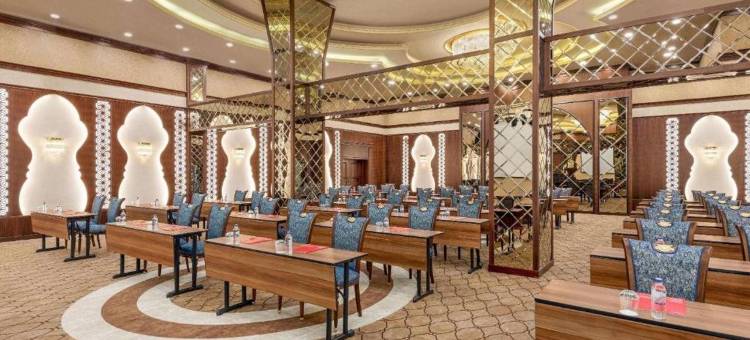 维亚达带赫姆锡利夫里华美达广场酒店(Ramada Plaza by Wyndham Silivri)图片