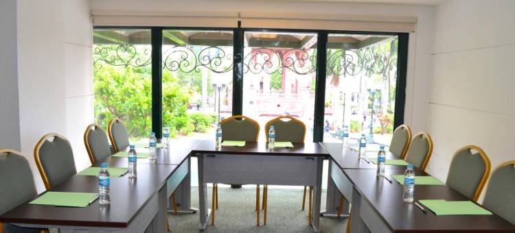 HS HOTSSON 坦皮科智选酒店(HS HOTSSON Smart Value Tampico)图片