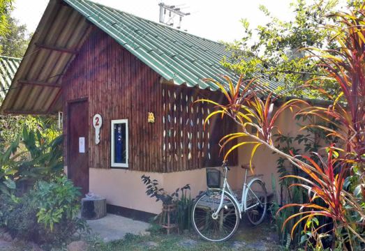Rainbow House Pai Hotel Overview