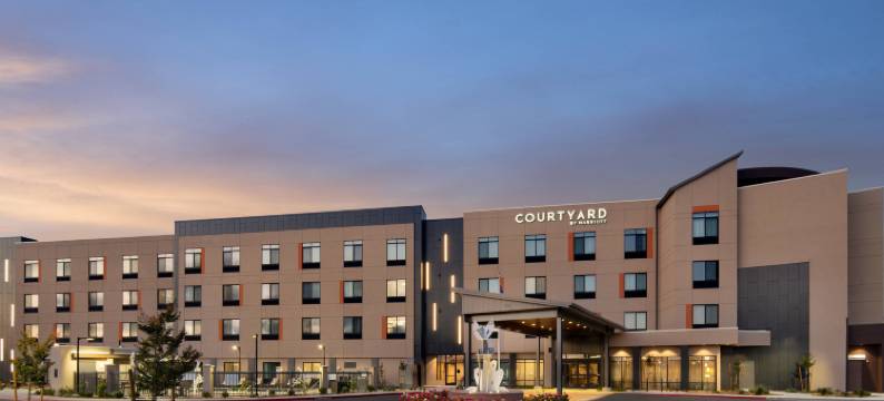 索诺马县佩塔卢马万怡酒店(Courtyard Petaluma Sonoma County)图片