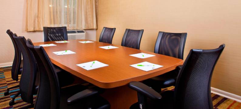 休斯顿霍比机场万豪万枫酒店(Fairfield Inn & Suites Houston Hobby Airport)图片