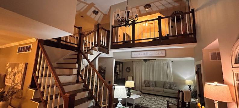 Pool is Open & Heated, Large Areas, 20’X40’ Pool, Hot Tub, Fireplace, Game Room图片