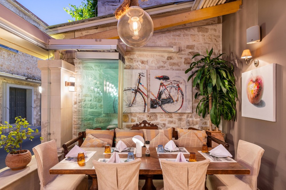 Palazzino di Corina Over view