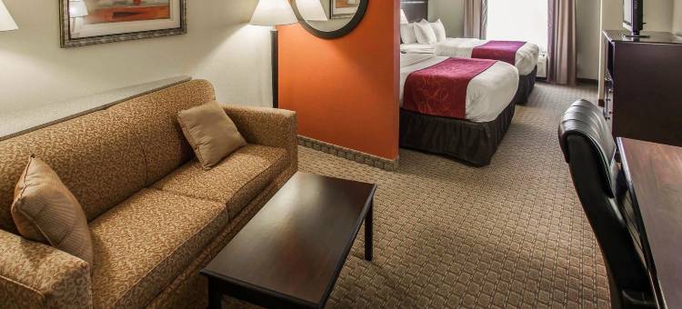 布卢明顿 I-55 及 I-74 舒适套房酒店(Comfort Suites Bloomington I-55 and I-74)图片
