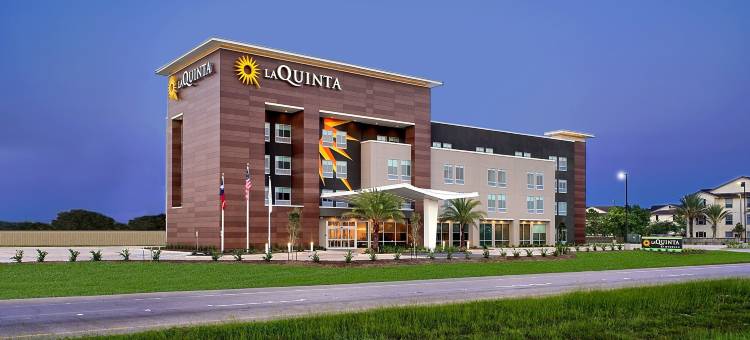 德克萨斯城I-45拉昆塔温德姆套房酒店(La Quinta Inn & Suites by Wyndham Texas City I-45)图片