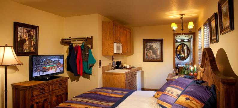 阿尔卑斯一田一墅套房酒店(Alpine Village Suites)图片
