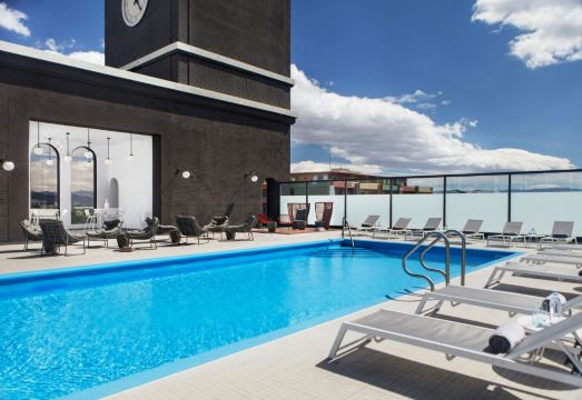 Renaissance Reno Downtown Hotel & Spa Hotel Overview