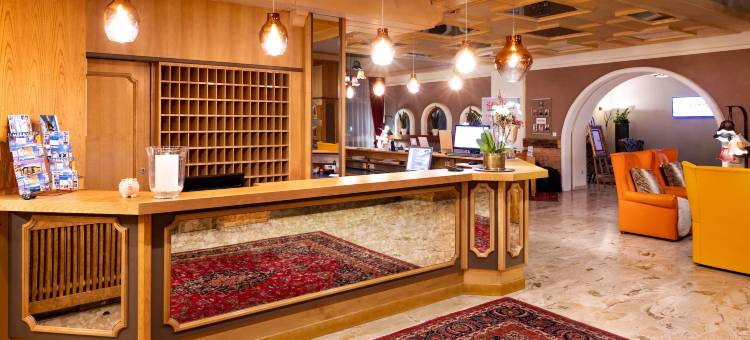 拉蒂尼酒店(Hotel Latini)图片