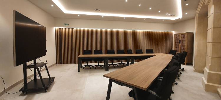 安萨雷斯酒店(Ansares Hotel)图片