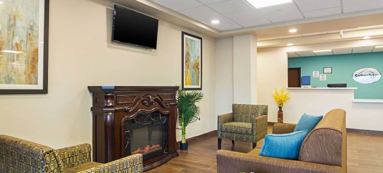 匹兹堡莫纳卡郊区套房酒店(Suburban Studios Monaca - Pittsburgh)图片