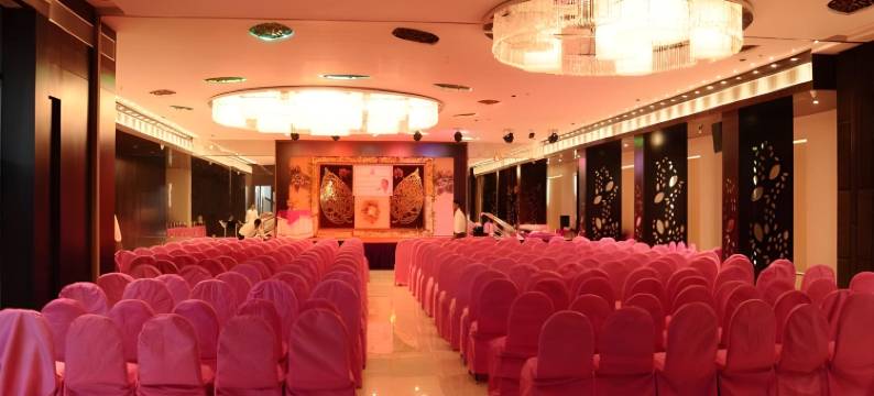 钱德拉帝国酒店(Chandra Imperial)图片