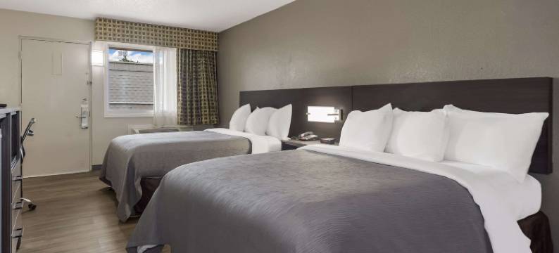 查尔斯顿凯艺酒店-西阿什利(Quality Inn Charleston - West Ashley)图片