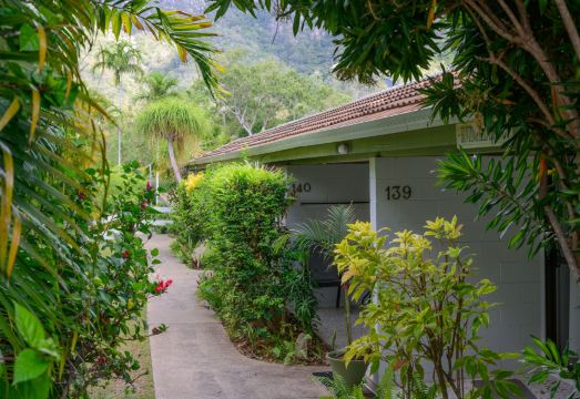 Amaroo on Mandalay, Magnetic Island Hotel Overview