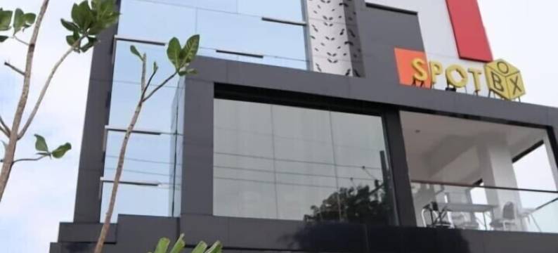 科迪里前一旅馆(Front One Inn Kediri)图片