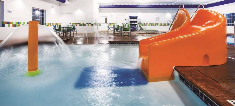 圣保罗伍德伯里拉昆塔温德姆套房酒店(La Quinta Inn & Suites by Wyndham St. Paul-Woodbury)图片