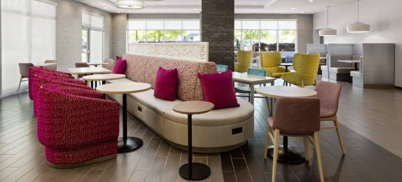 格林维尔市中心希尔顿惠庭酒店(Home2 Suites by Hilton Greenville Downtown)图片