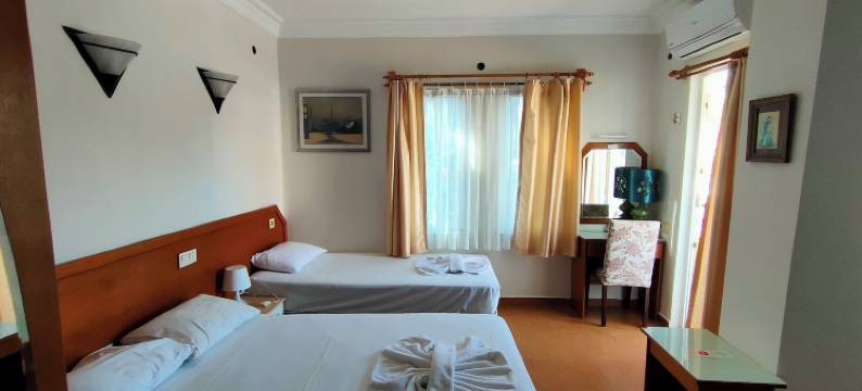 居利扎尔酒店科尼亚阿勒特(Gülizar Hotel Konyaaltı)图片