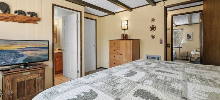 松林小屋(Cabin in the Pines)图片