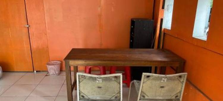 Spot on Homestay 格里亚苏纳蒂民宿(Spot on Homestay Griya Sunarti)图片