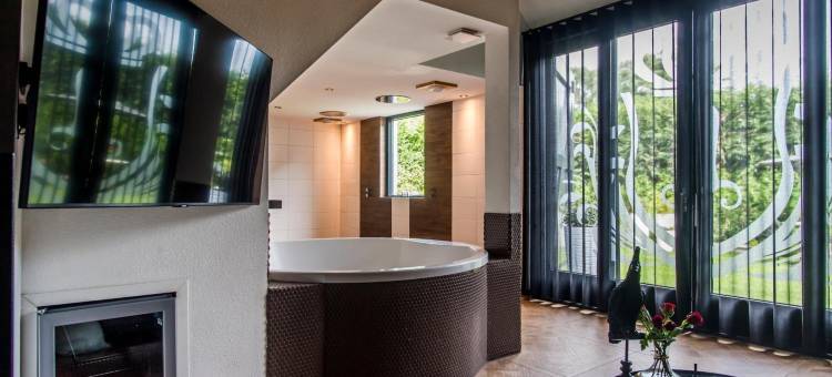 华丽卓越尊爵旅馆(Luxexcellent Super Suite)图片