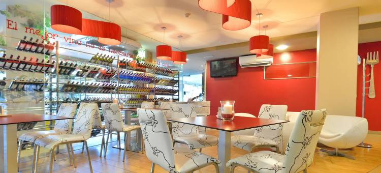 罗拉特码头&Spa四星高级酒店(Hotel Norat Marina & Spa)图片