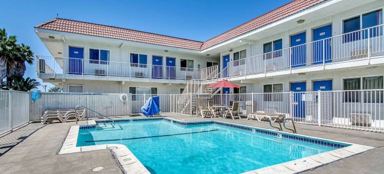 斯托克顿宪章路西6号汽车旅馆(Motel 6 Stockton, CA - Charter Way West)图片