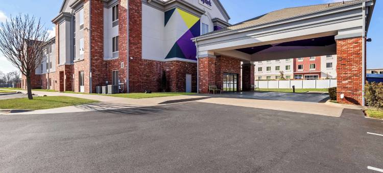 Spark by Hilton Catoosa Tulsa图片