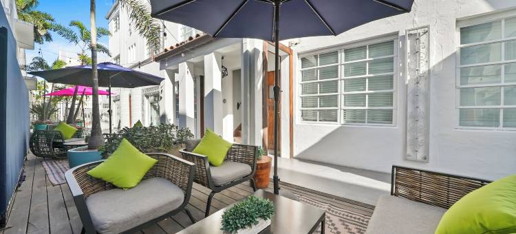 迈阿密海滩切斯特菲尔德套房酒店(Chesterfield Hotel & Suites)图片