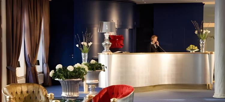 布洛皇宫休闲酒庄公寓(Relais & Châteaux Bülow Palais)图片