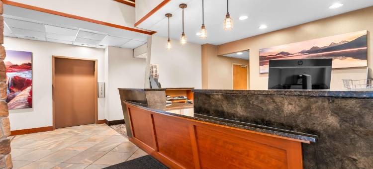 岩石山木屋贝斯特韦斯特酒店(Best Western Rocky Mountain Lodge)图片