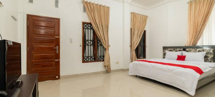 RedDoorz Syariah Near Universitas Putra Indonesia Padang图片