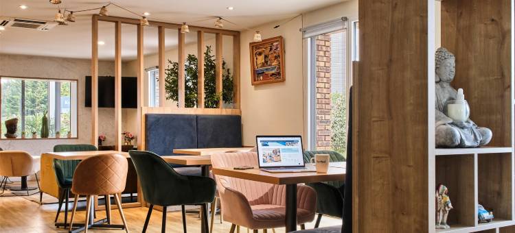 雷祖里镇基里亚德酒店(Kyriad les Ulis)图片