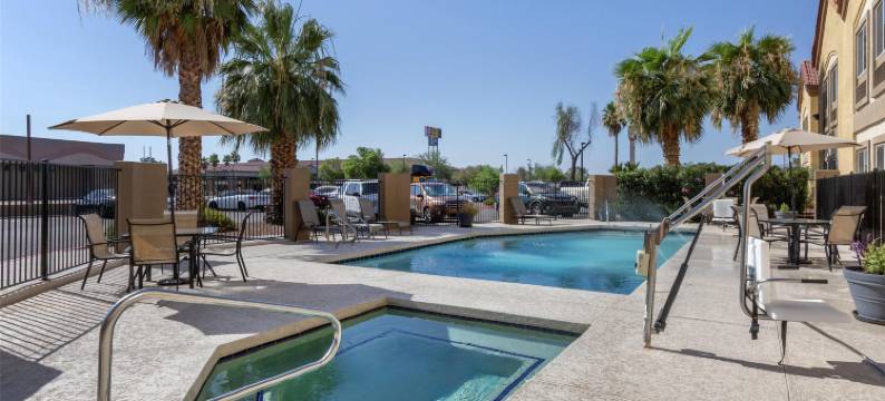 托尔森凤凰城贝斯特韦斯特酒店(Best Western Tolleson Hotel)图片