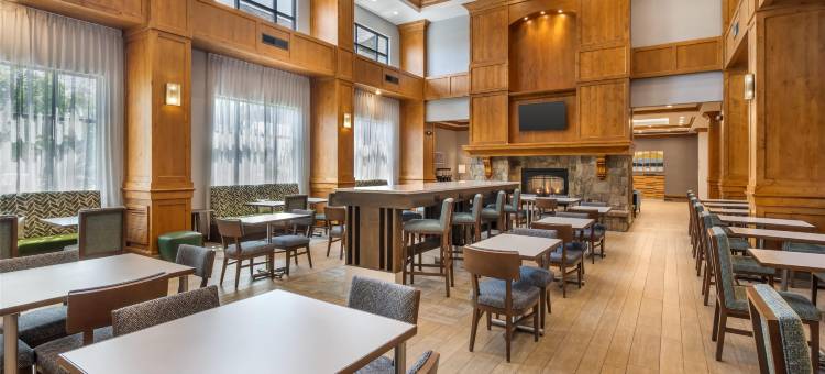 科达伦欢朋套房酒店(Hampton Inn & Suites Coeur d' Alene)图片