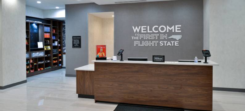欢朋酒店和套房格林斯伯勒市中心(Hampton Inn & Suites Greensboro Downtown)图片
