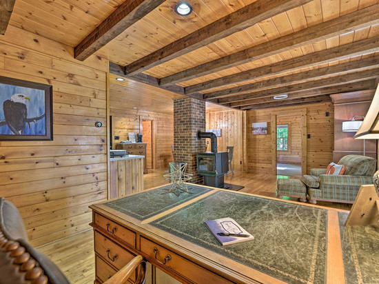 钓鱼、徒步和放松：森林景观的Morovian Falls瑰宝