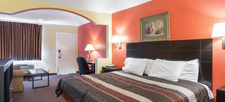 亨布尔IAH罗德威旅馆及套房(Rodeway Inn & Suites Humble IAH)图片