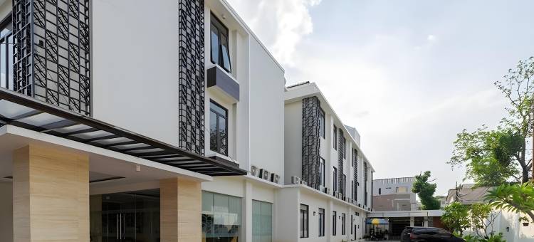 克芒·Sans Vibes天堂大厦(Sans Vibes Firdaus Mansion Kemang)图片