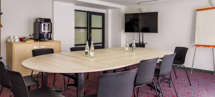 宜必思罗什福尔酒店(ibis Rochefort)图片